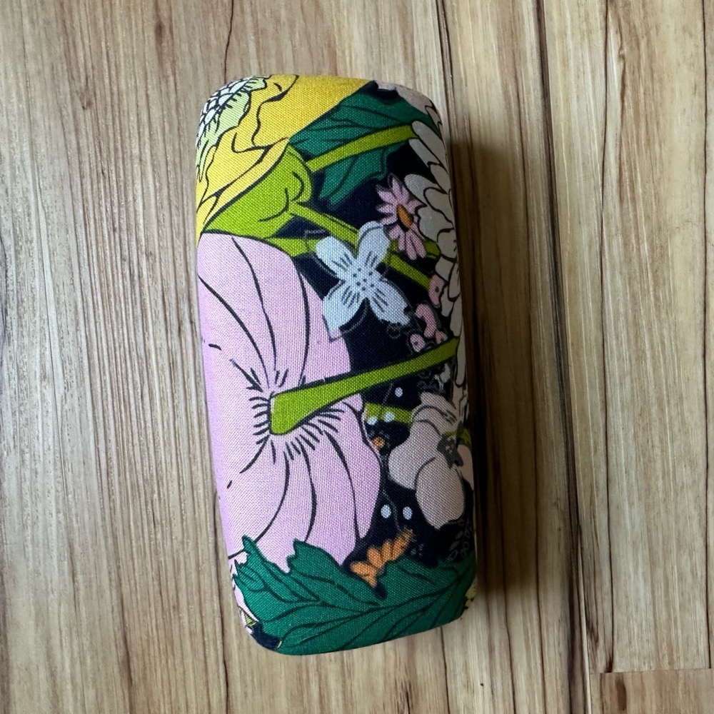 Vera Bradley Bloom Bloom glasses case